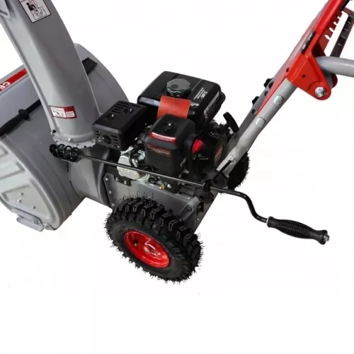 Ресанта СБ 4100 бензиновый снегоуборщик 70/7/30