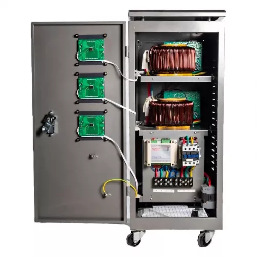 Ресанта АСН-15000/3-Ц трехфазный стабилизатор напряжения 63/4/17