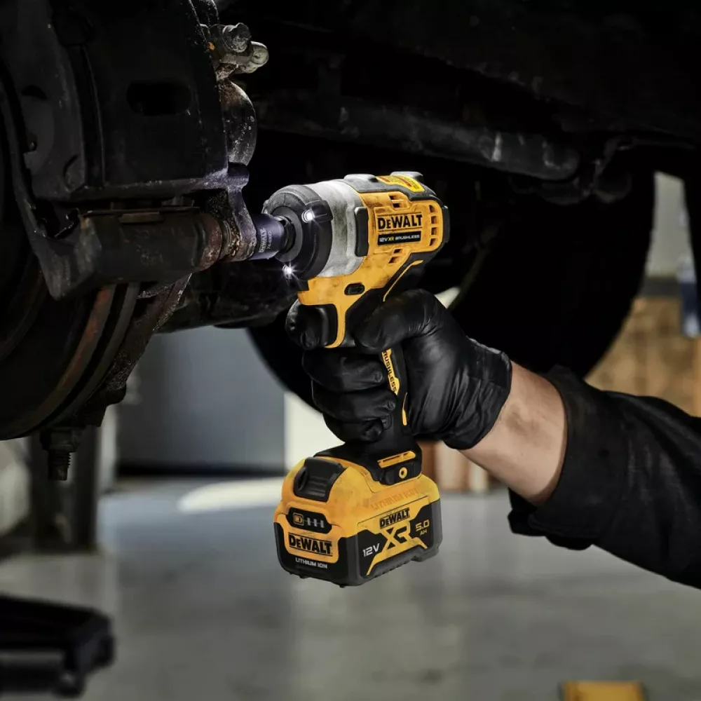 DeWalt DCF903P1G аккумуляторный гайковерт (1 x 5 Ач, ЗУ)