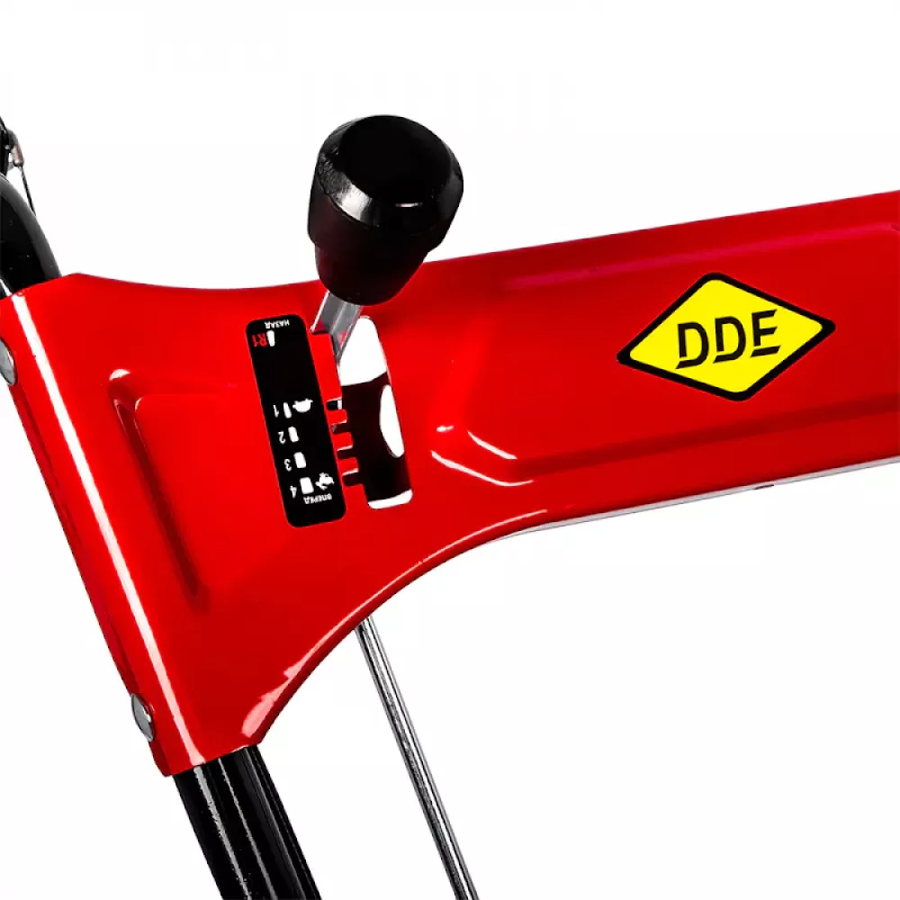 DDE ST6561 снегоуборщик бензиновый 798-508