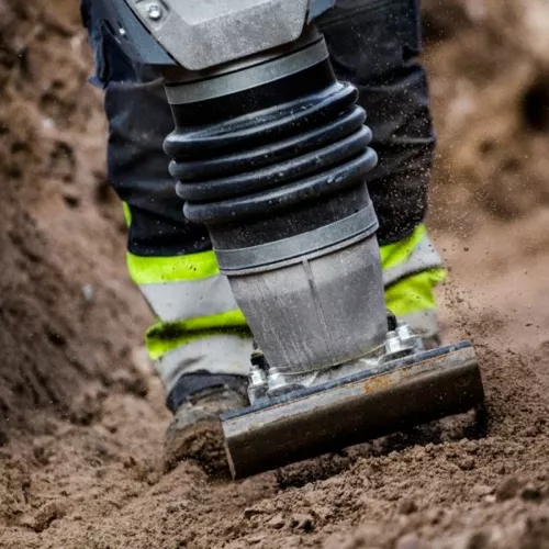 Husqvarna LT 8005 виброплита 9679339-02