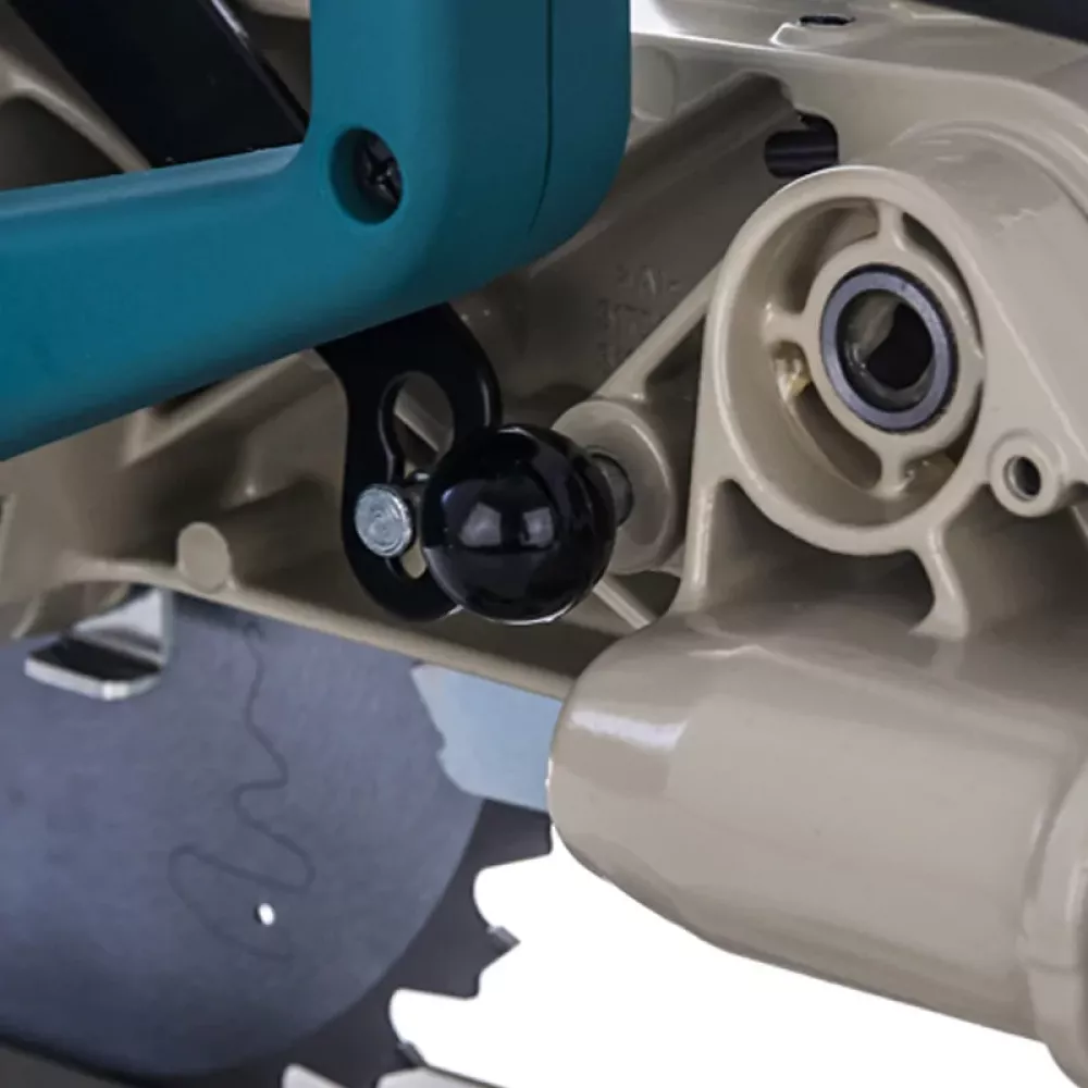 Торцовочная пила Makita LS0714