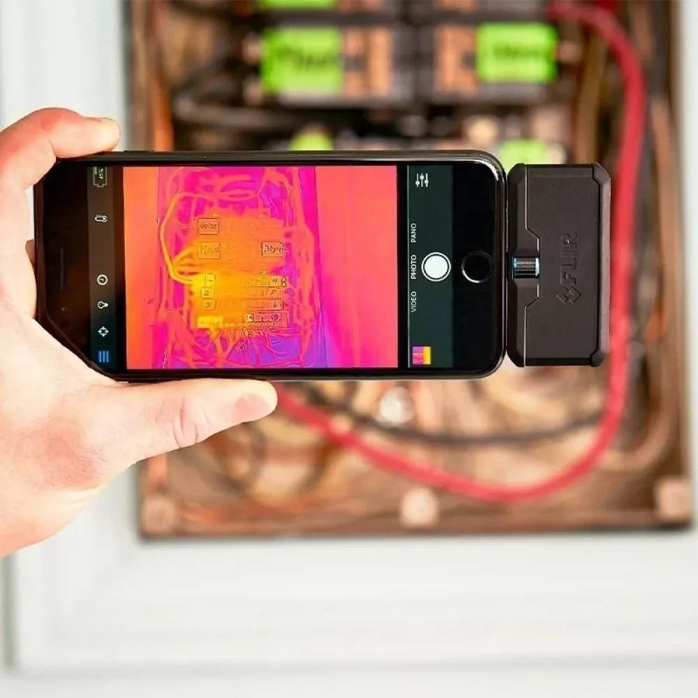 FLIR ONE Pro тепловизор для смартфона 435-0012-03