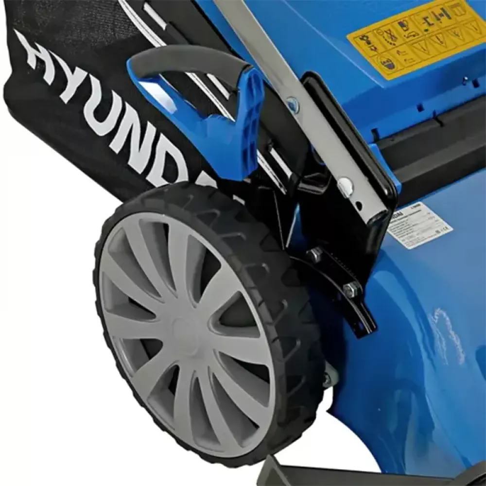 Hyundai L 5620S бензиновая газонокосилка