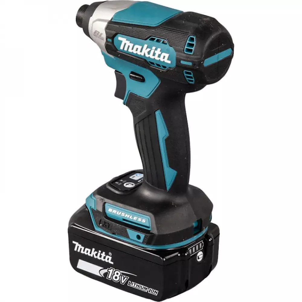Makita DTD157RTJ аккумуляторный ударный шуруповерт (2 x 5 Ач, ЗУ)